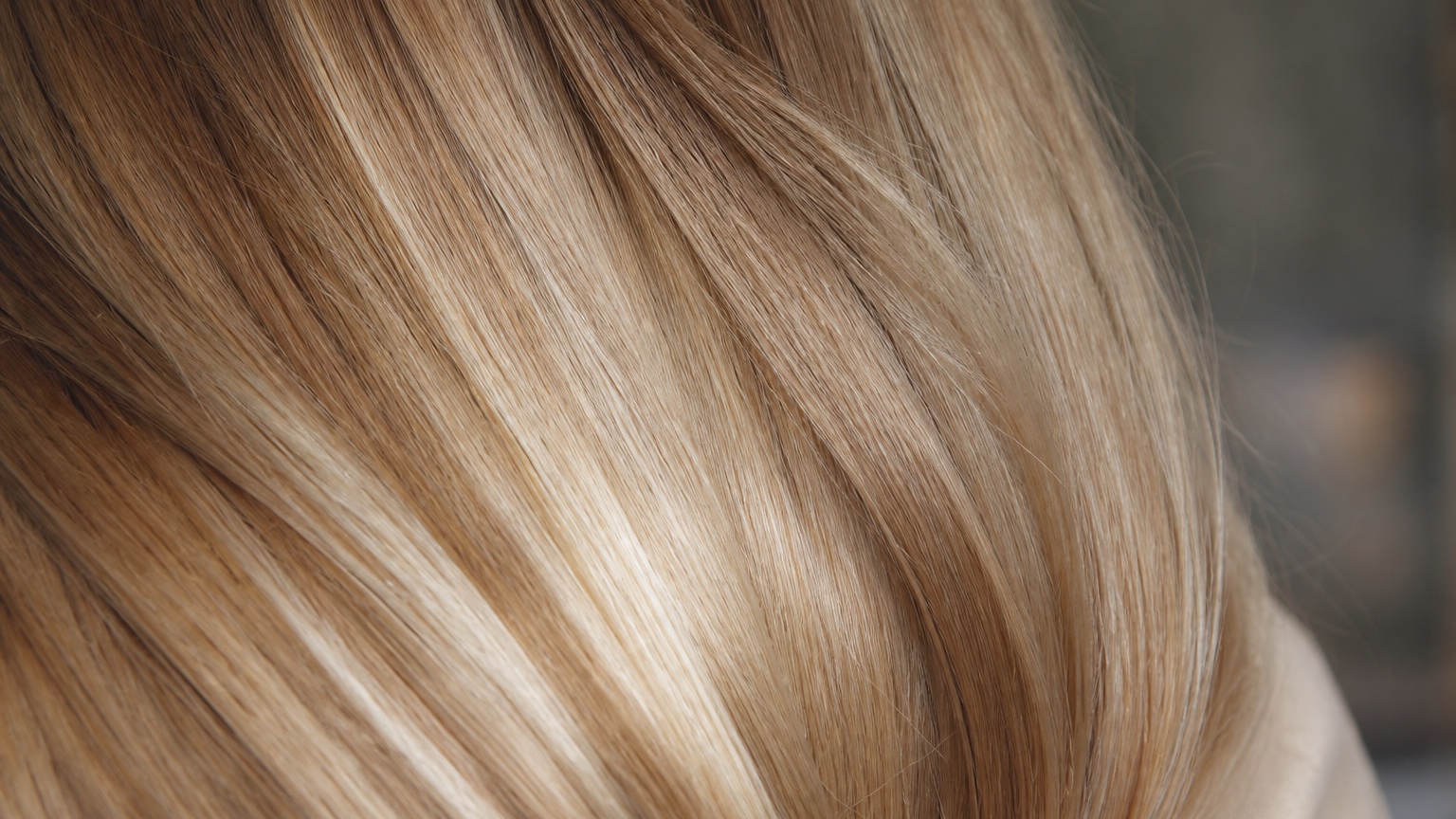 AI Blonde Hair Filter: See Blonde Shades on Your Photo example 3